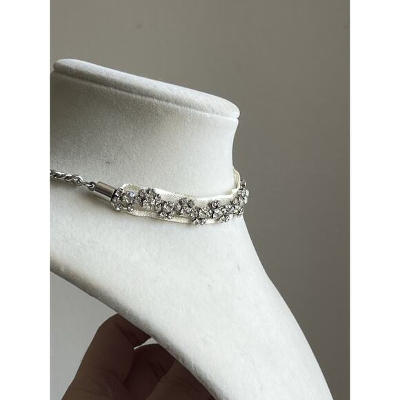 American Eagle Chocker Necklace Rhinestone Bling Ribbon 14-16 Inch - Picture 2 of 5